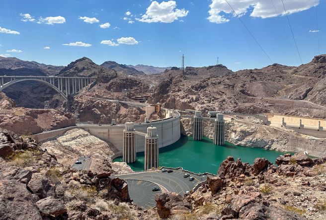 A photo of the Hoover Dam from 2022.